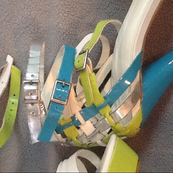 Sexy Carvela 4 ankle strap heel platform sandals - Picture 5 of 6